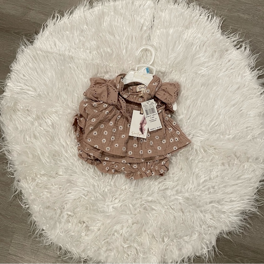 Baby girl outfit